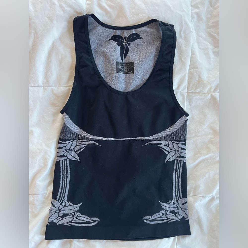 Athleta work out tank top